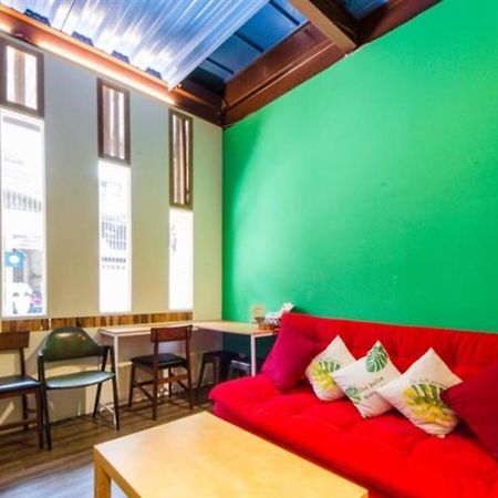 小黑琵416輕旅 Little Happy Hostel Tajnan Kültér fotó