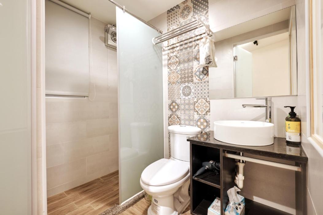 小黑琵416輕旅 Little Happy Hostel Tajnan Kültér fotó