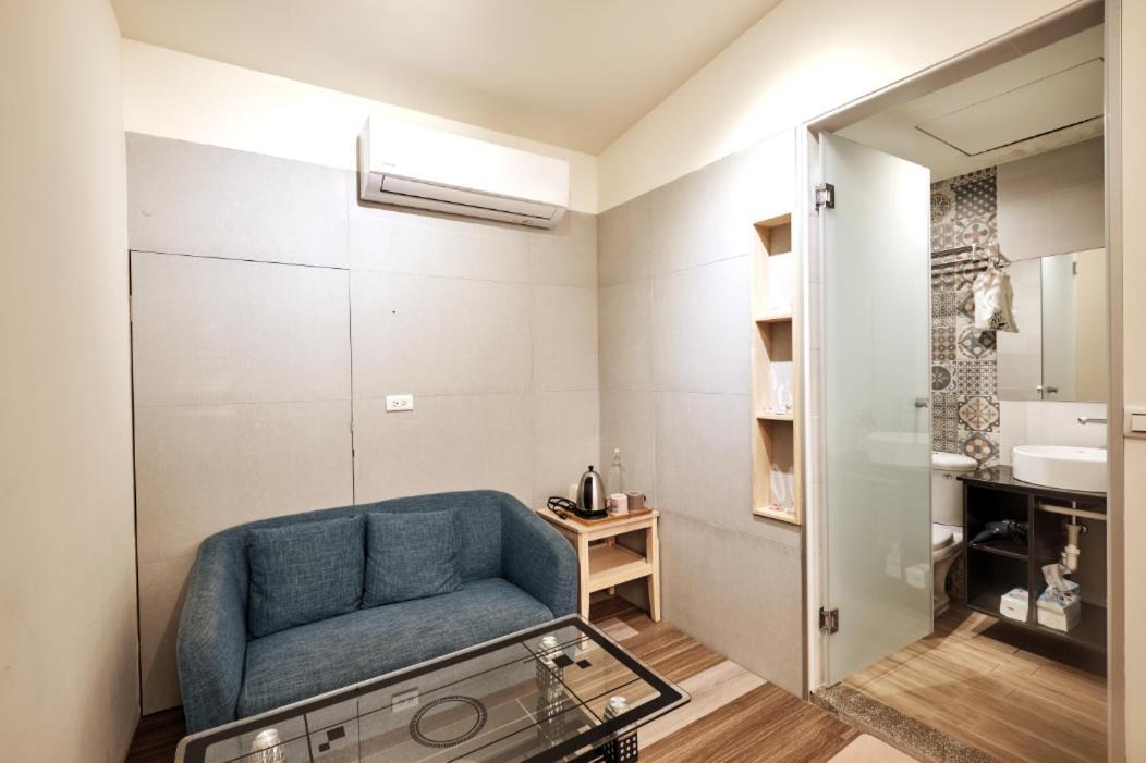 小黑琵416輕旅 Little Happy Hostel Tajnan Kültér fotó