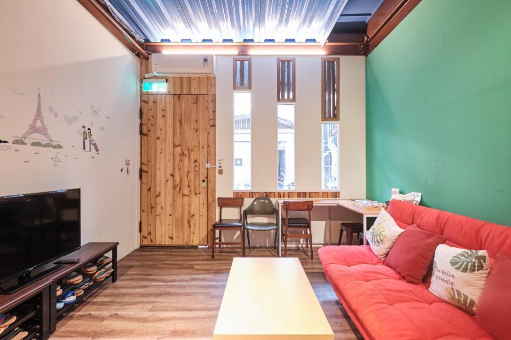 小黑琵416輕旅 Little Happy Hostel Tajnan Kültér fotó
